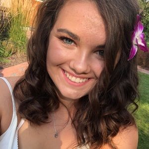 Meet your Posher, Riley